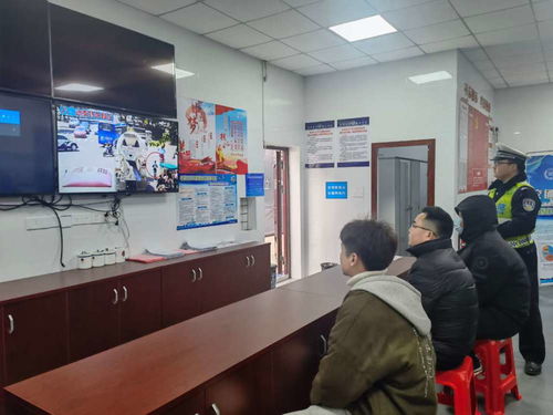 电动自行车新规实施首日,岳麓交警教育处罚750余人