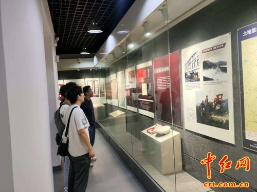 寻光之旅 河南工业大学学子分赴郑州与安庆开展红色教育实践活动